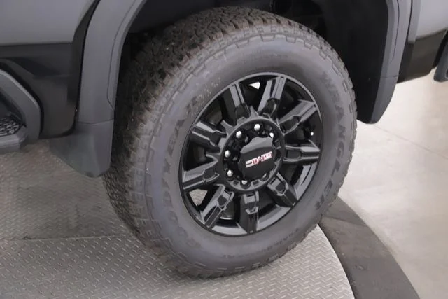 Used 2025 Black GMC AT4 image 13