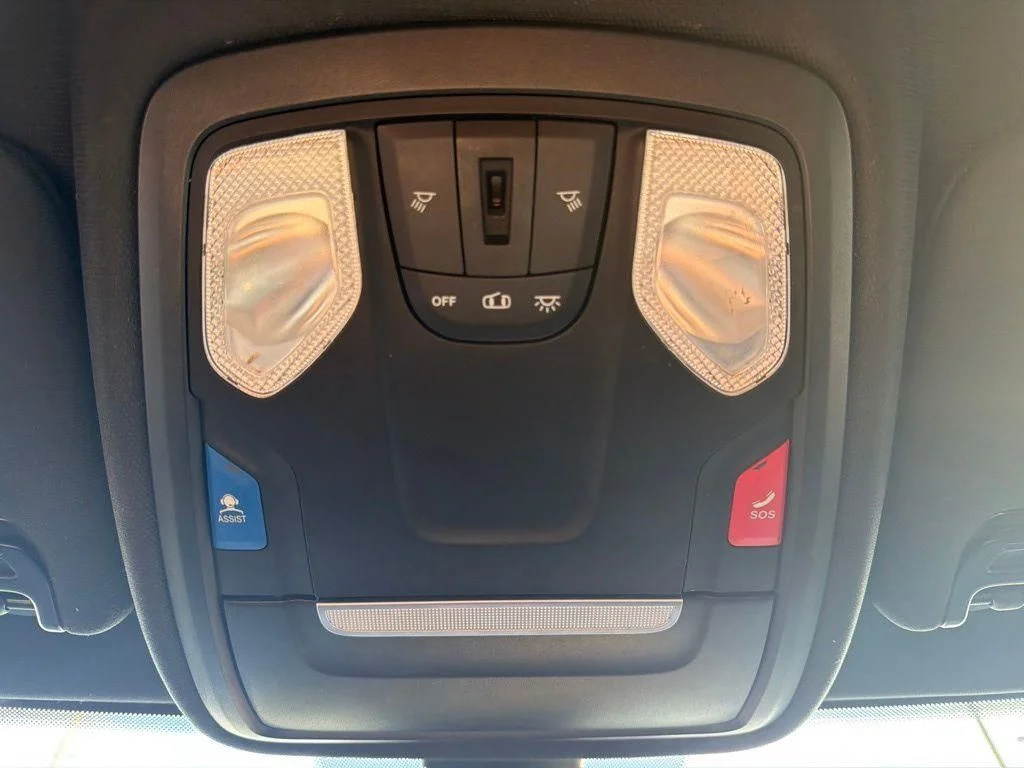 Used 2022 White Ram Big Horn image 42