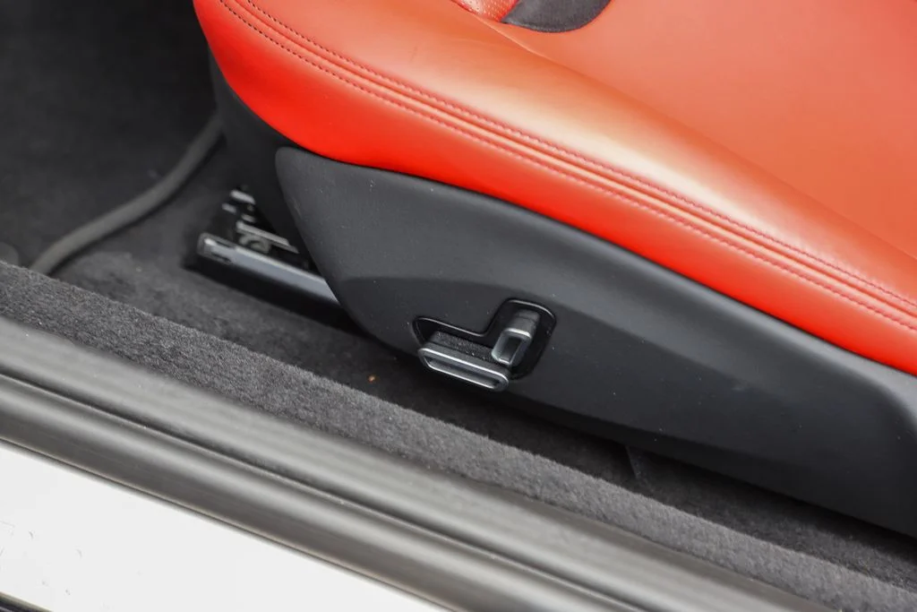 Used 2025 Nero Ferrari Spider image 57