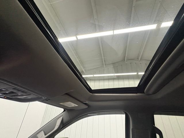 Used 2025 Silver GMC Denali image 45