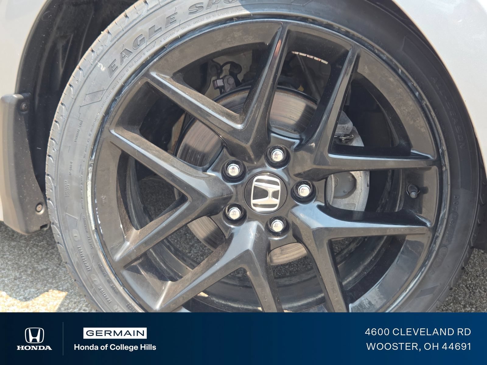Used 2024 Lunar Silver Metallic Honda 2.0L 4D SPORT image 40