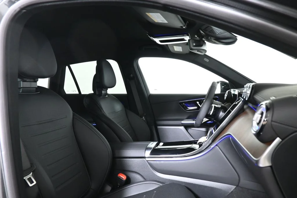 Used 2026 Gray Mercedes-Benz GLC 300 image 21