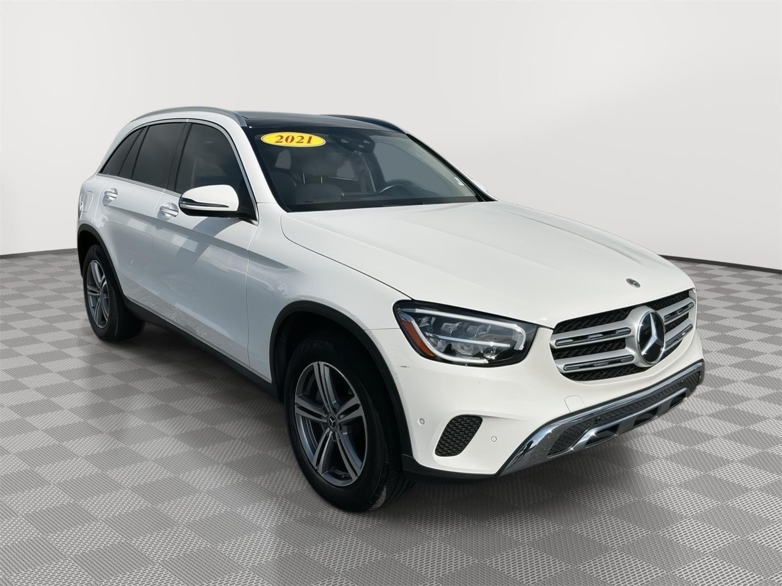 2021 Mercedes-Benz GLC GLC300 4MATIC's photo