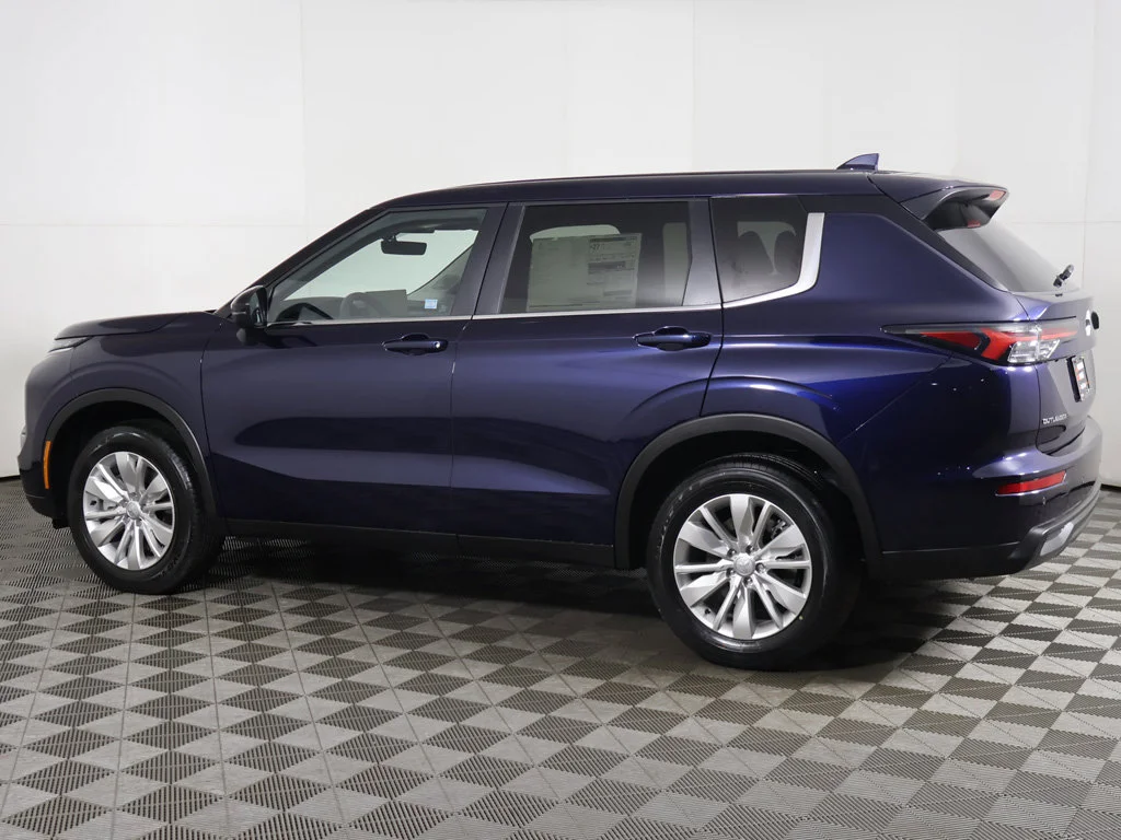 New 2026 Blue Mitsubishi ES image 14
