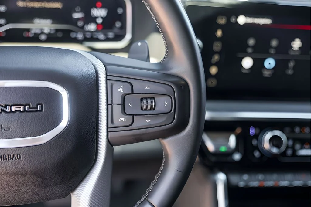 Used 2023 Black GMC Denali image 16