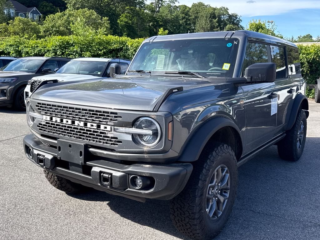 New 2025 Carbonized Gray Metallic Ford Badlands® image 8