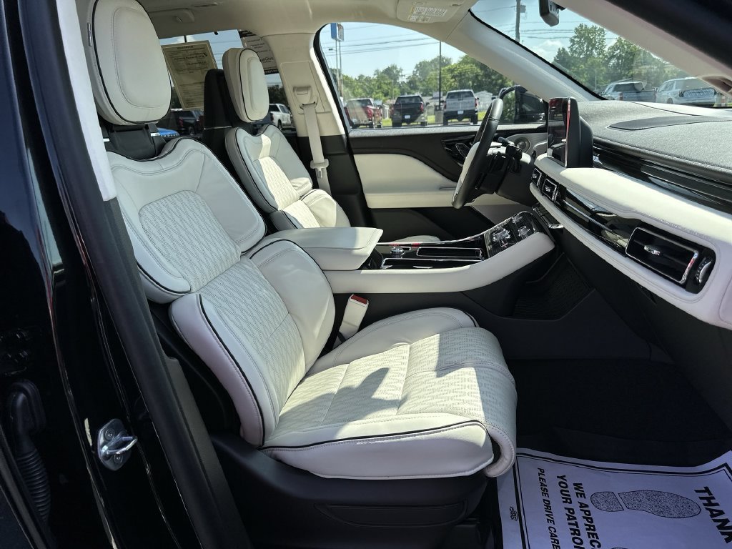 Used 2024 Black Lincoln Black Label image 32