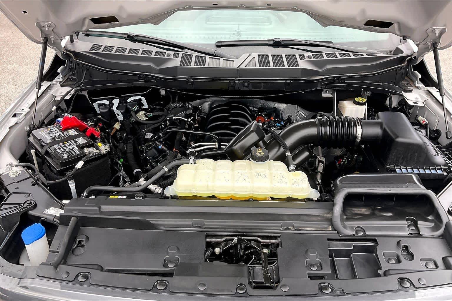Used 2024 Avalanche Ford STX image 29