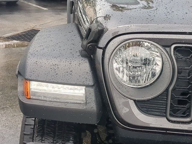 Used 2025 Gray Jeep Sport S 4xe image 10