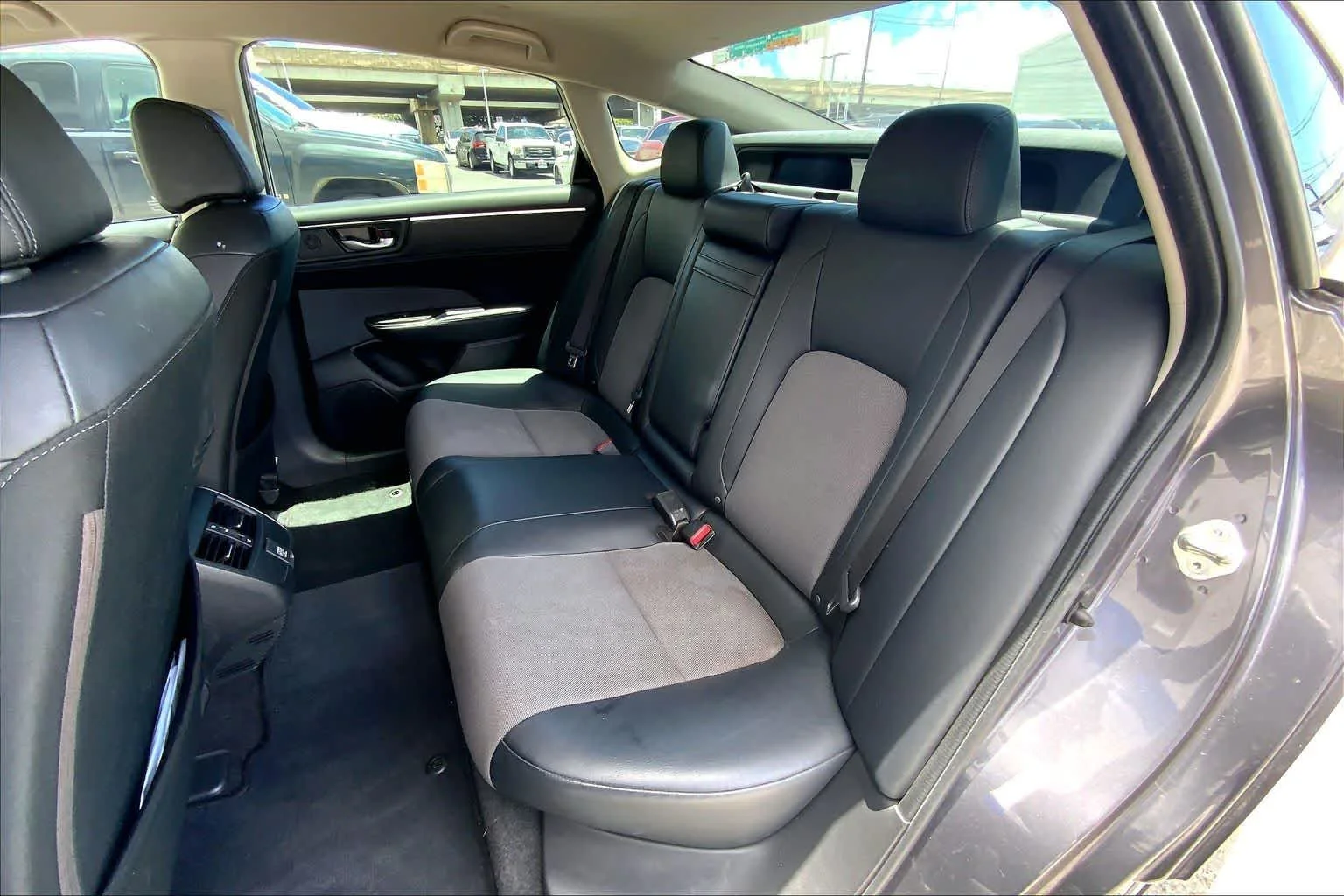 Used 2018 Gray/gray Honda NA image 29