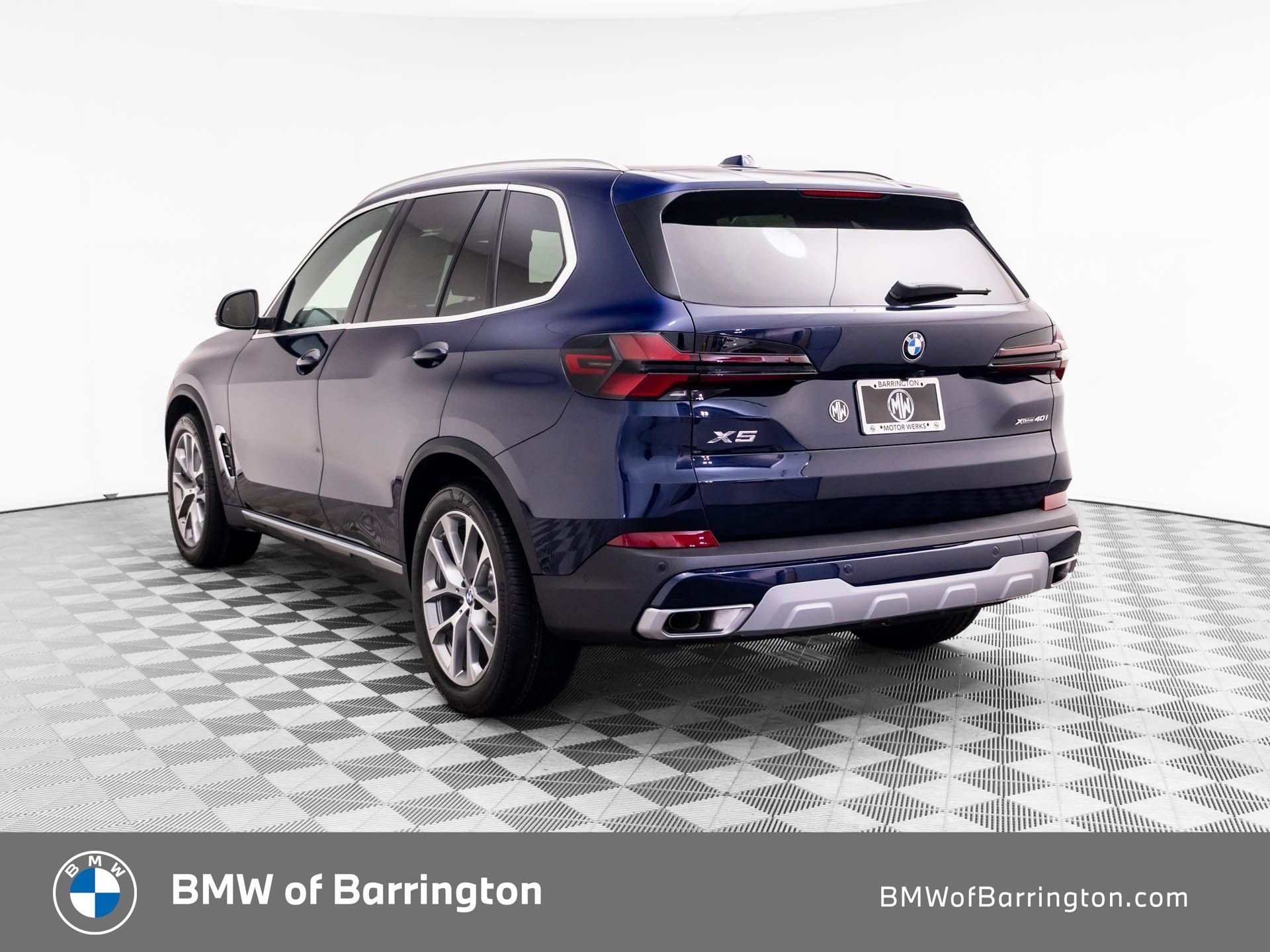 New 2026 Tanzanite Blue II Metallic BMW xDrive40i image 3