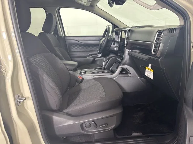 New 2025 Desert Sand Ford XLT image 4