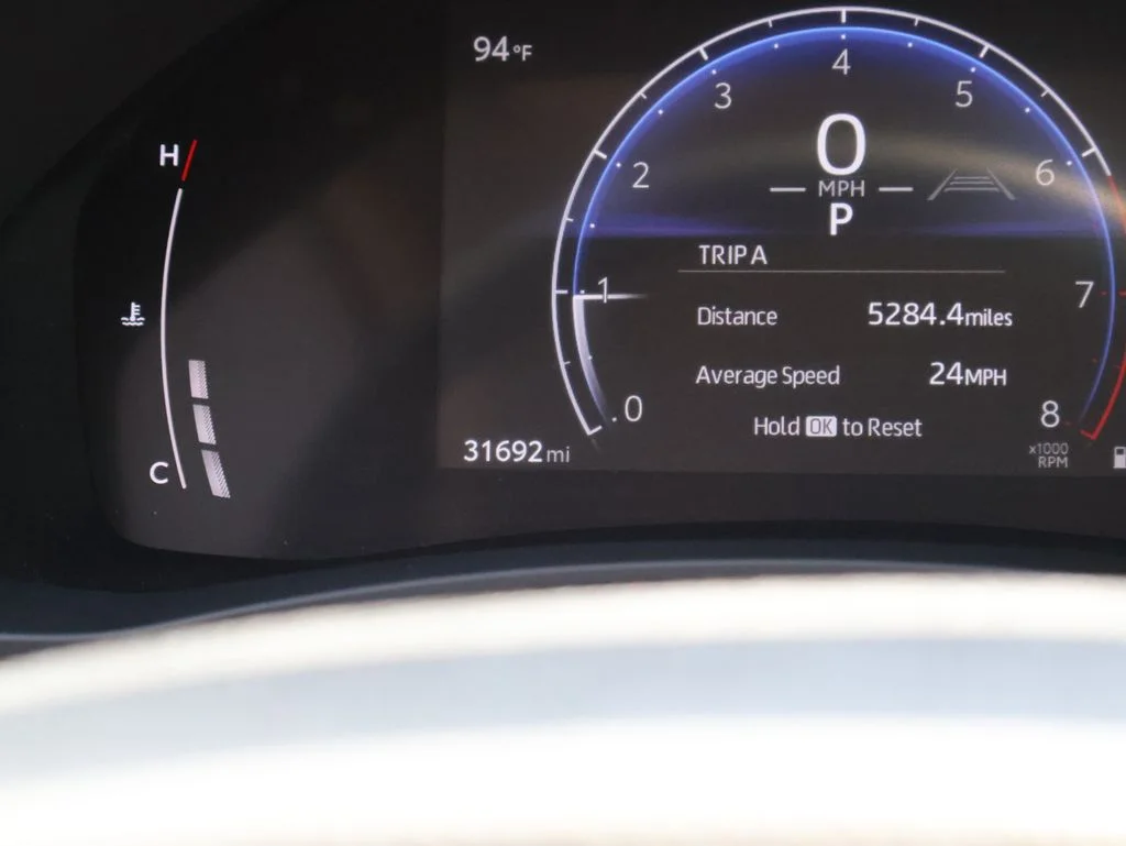 Used 2025 Silver Toyota XLE image 30