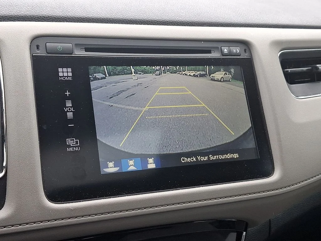 Used 2016  Honda EX image 18