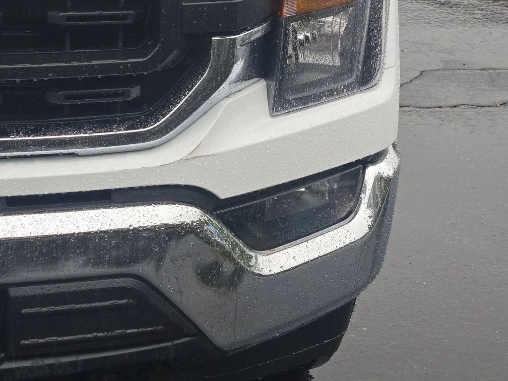 Used 2023 White Ford XLT image 17