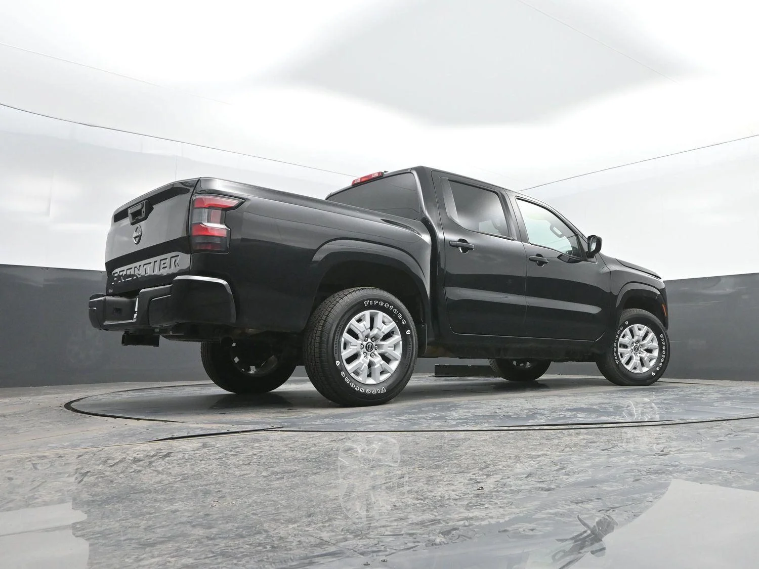 Used 2023  NISSAN  image 27