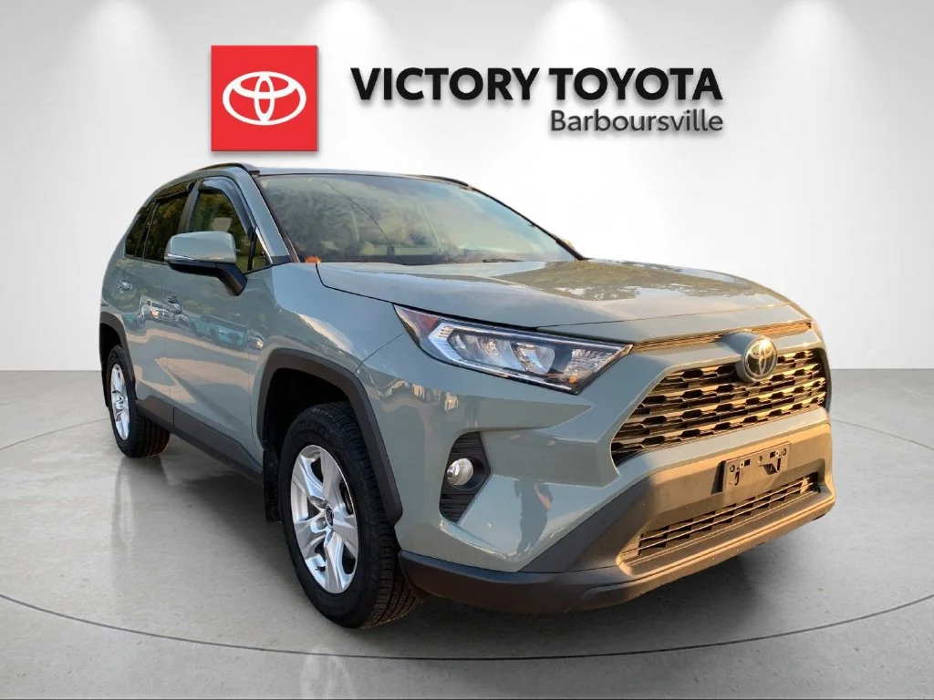 Used 2021  Toyota XLE image 5