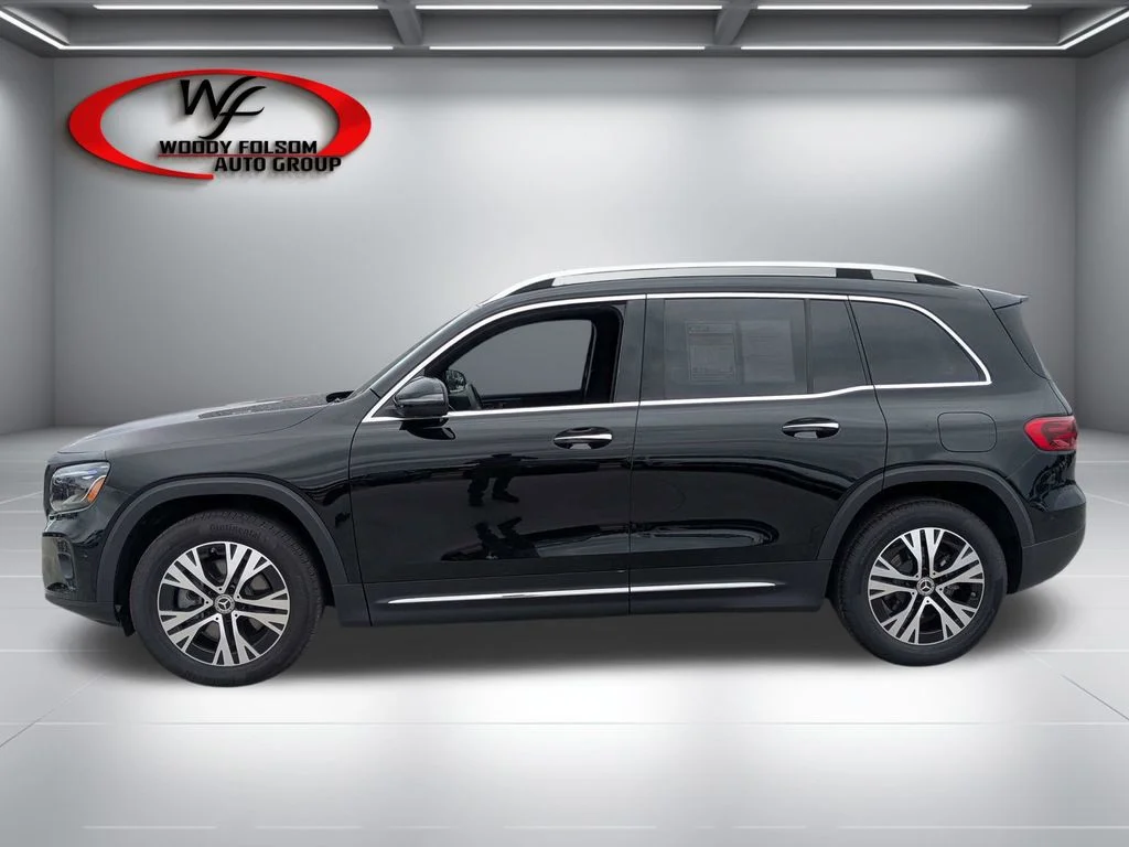 Used 2025 Black Mercedes-Benz GLB 250 image 7