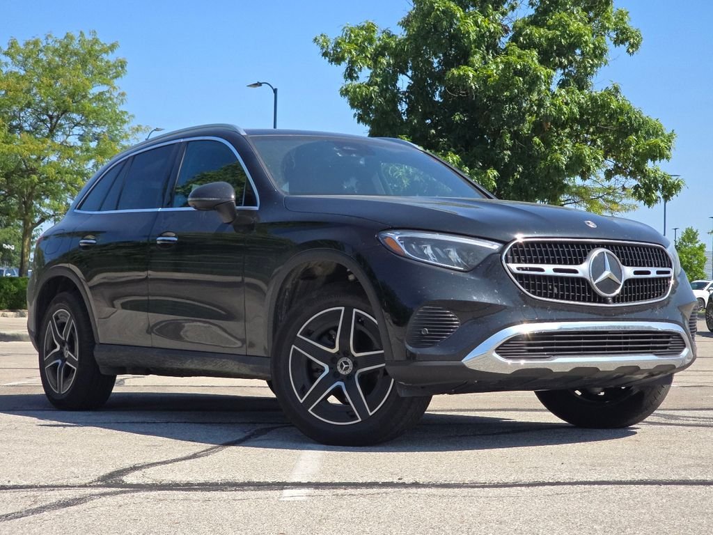 Certified Used 2026 Black Mercedes-Benz GLC 300 image 2