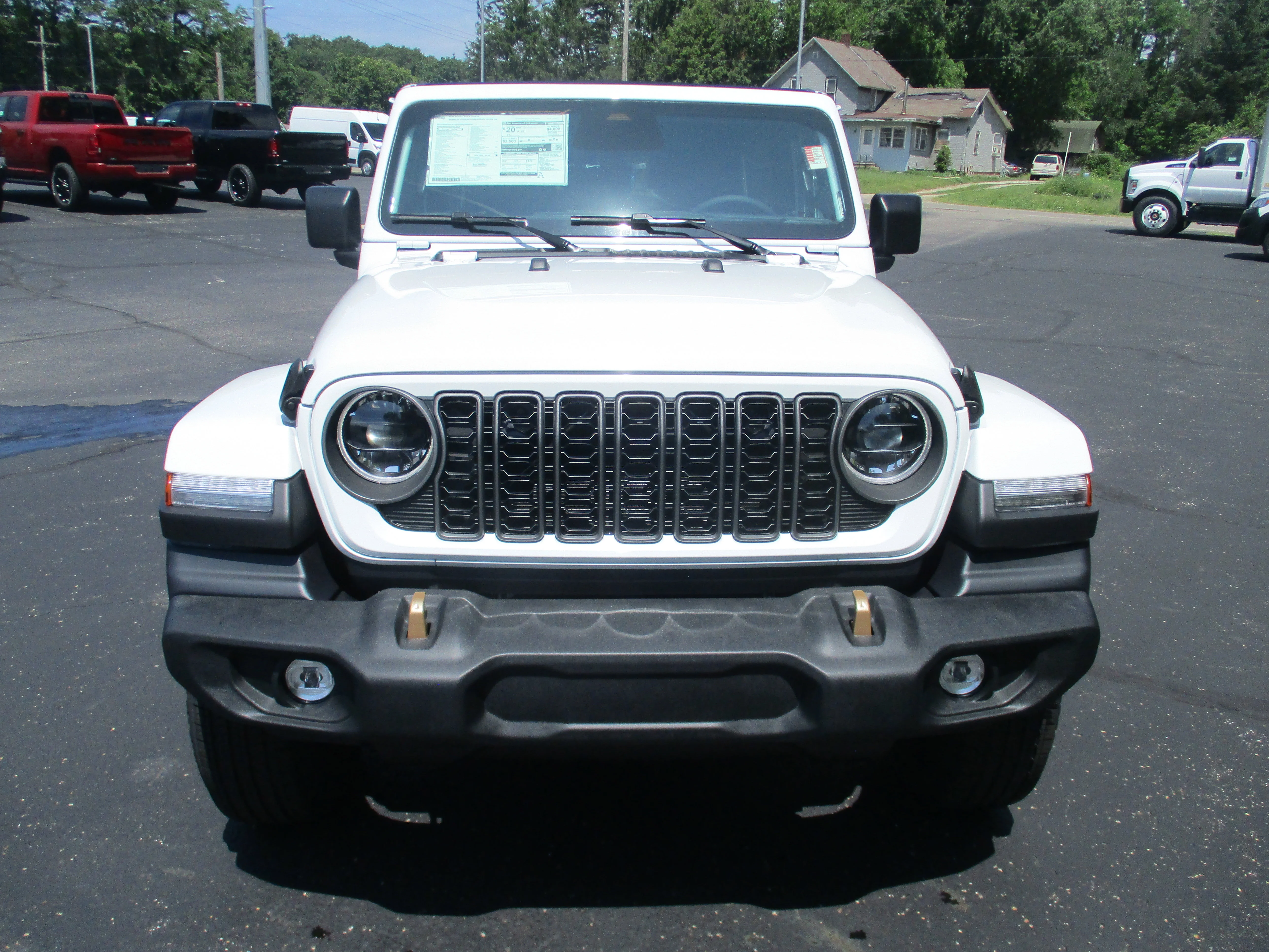 New 2026 Bright White Clear-Coat Exterior Paint Jeep 85th Anniversary image 4