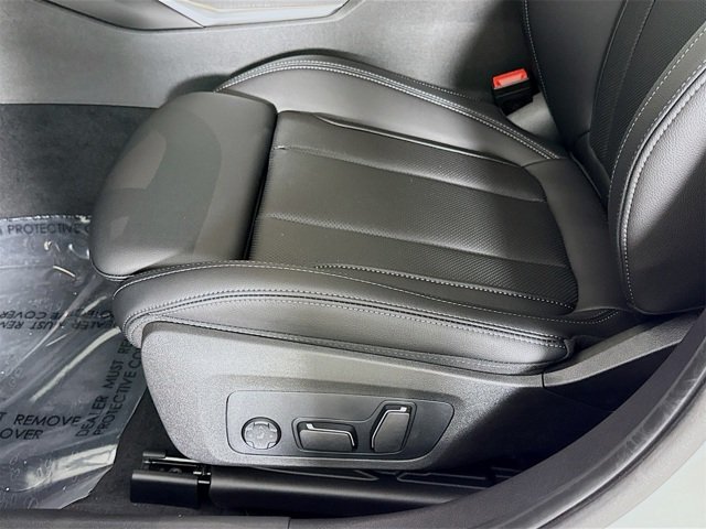Used 2026 Alpine White BMW 330i image 20