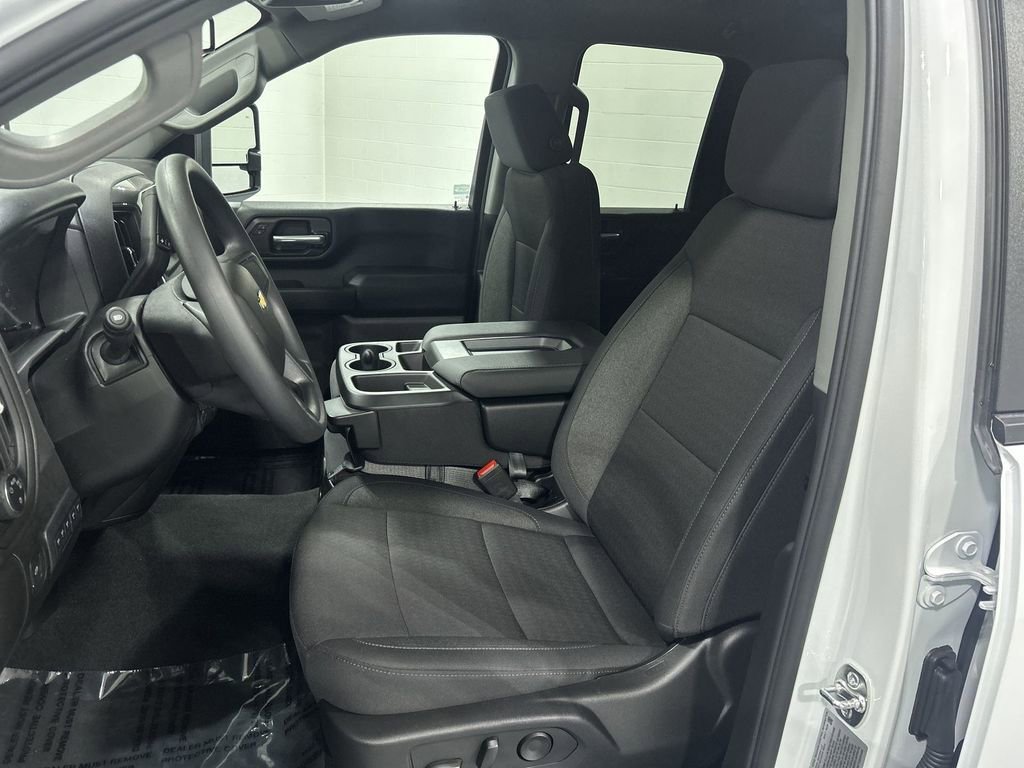 2025 Chevrolet Silverado 2500 HD Custom - Photo 13