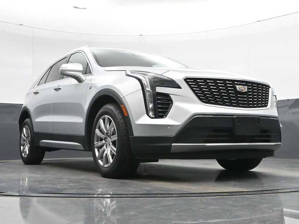 Used 2022 Radiant Silver Metallic Cadillac Premium Luxury image 39