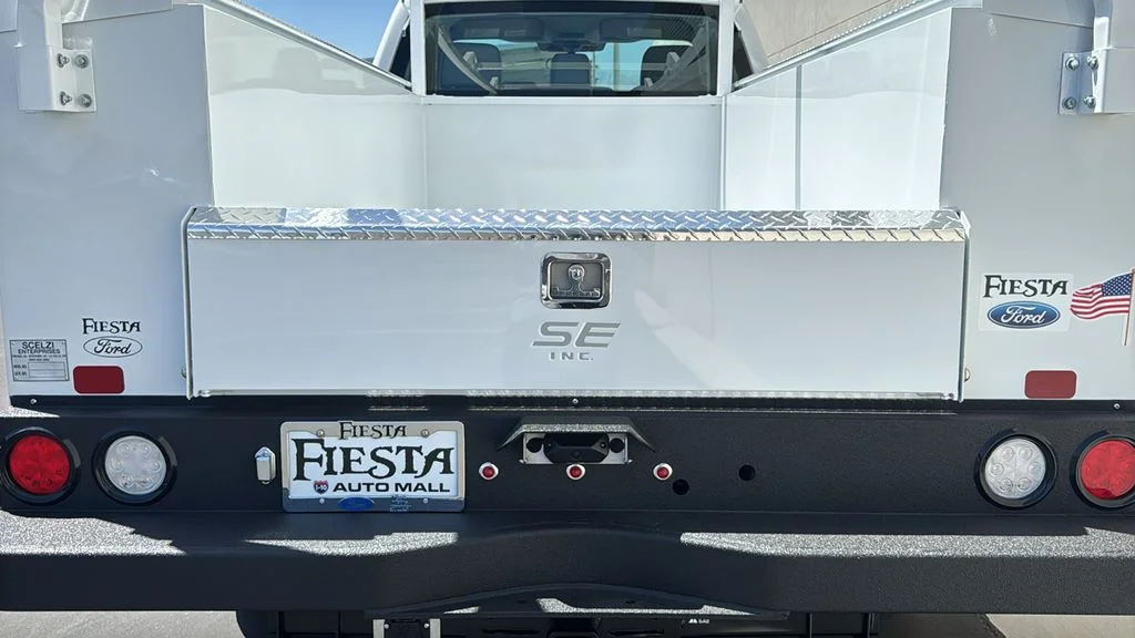 New 2026 Oxford White Ford F-250® XL image 10
