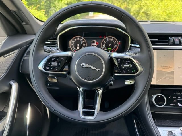 New 2026 Santorini Black Jaguar P250 R-Dynamic S image 23