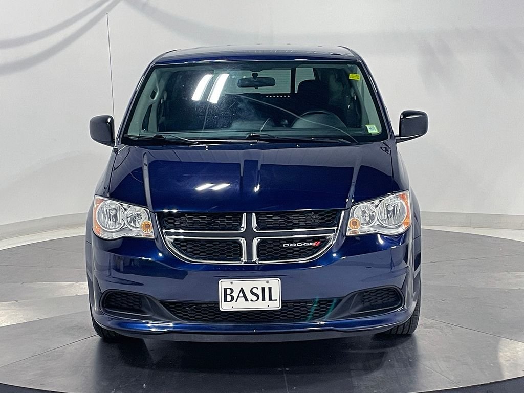 Used 2017 Blue Dodge SE image 3