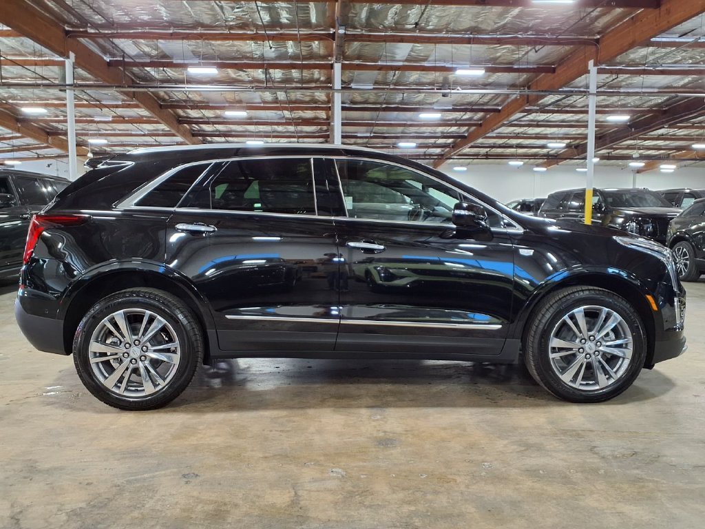 2026 Cadillac XT5 Premium Luxury - Photo 4