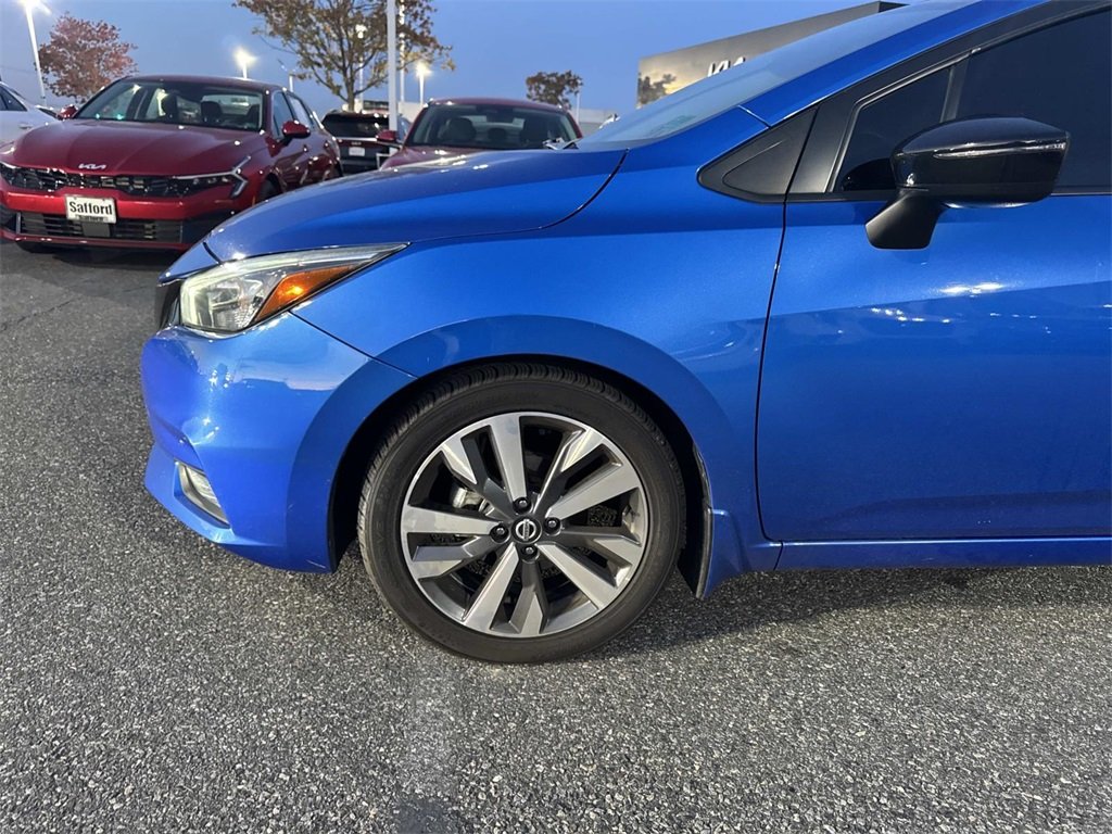 2020 Nissan Versa 1.6 SR photo 2