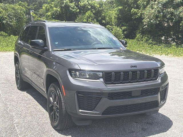 2026 Jeep Grand Cherokee L Laredo