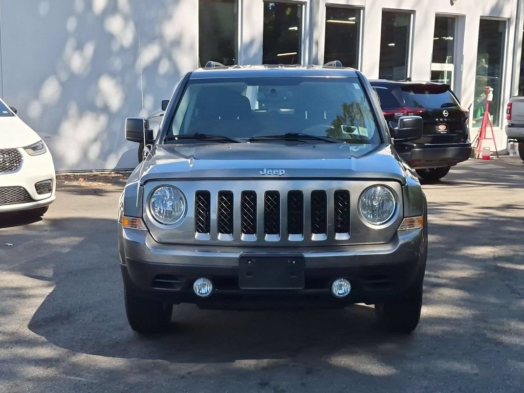 Used 2012 Gray Jeep Sport image 7