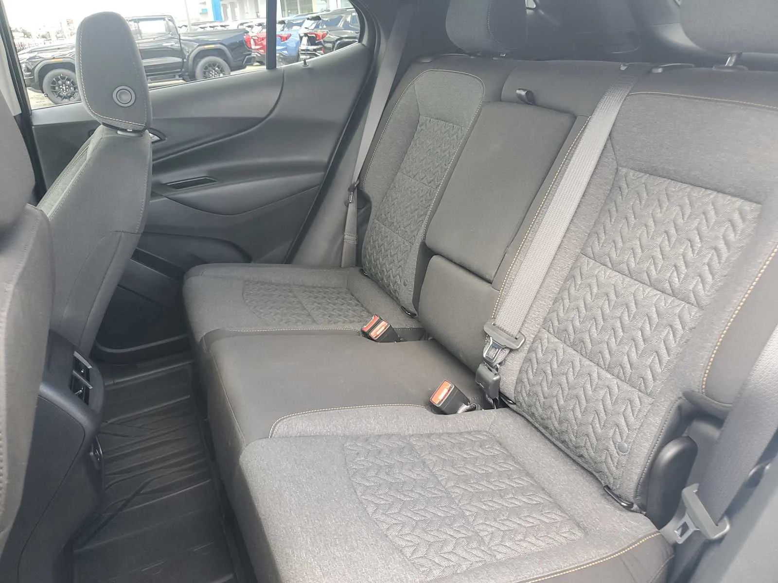 Used 2024 Summit White Chevrolet LT image 23