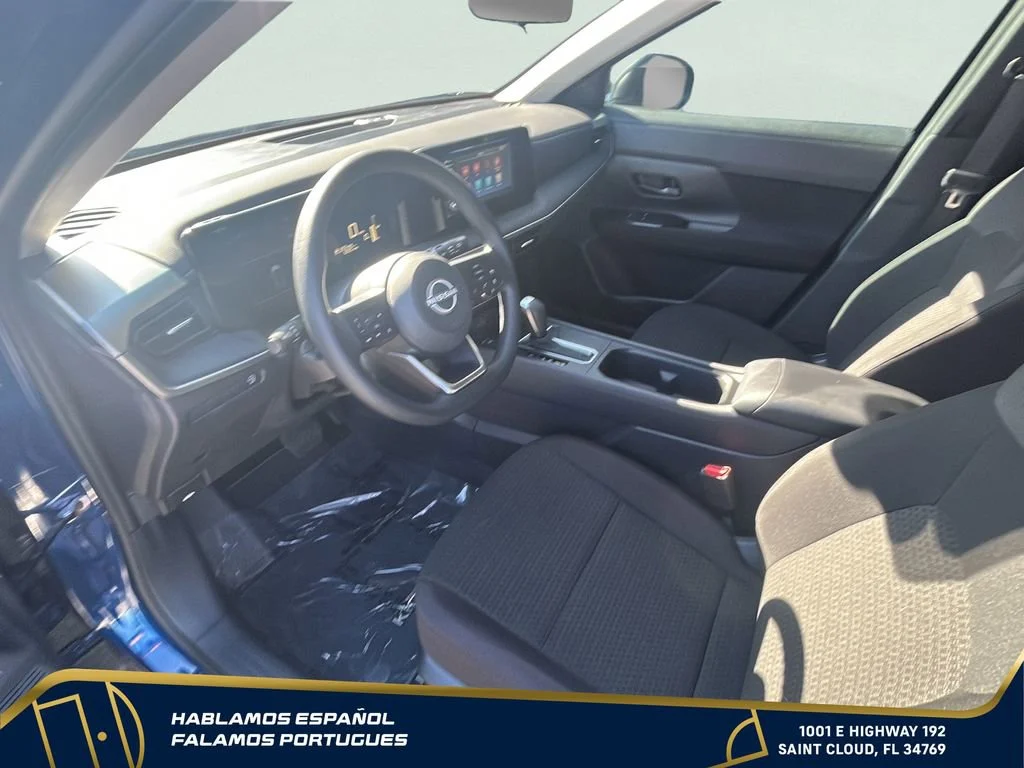 Used 2025 Blue Nissan S FWD image 15