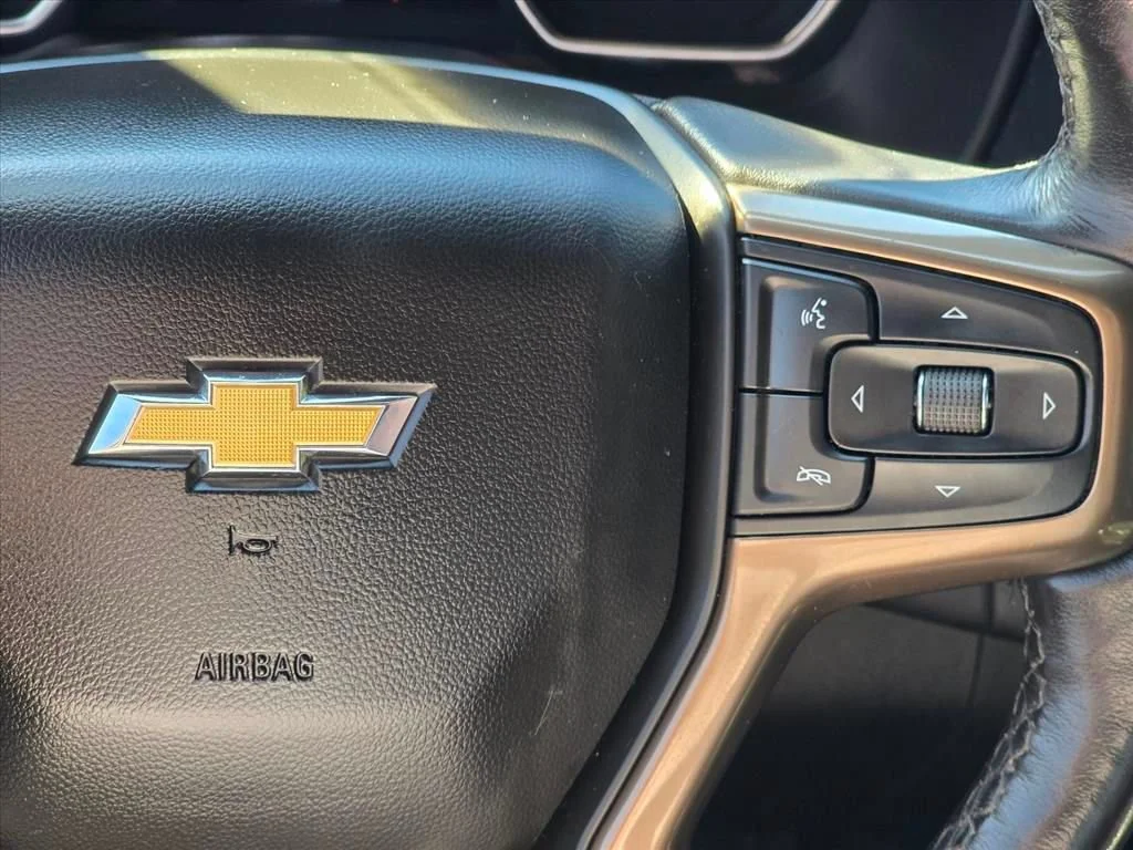 Used 2021 BLACK Chevrolet High Country image 18