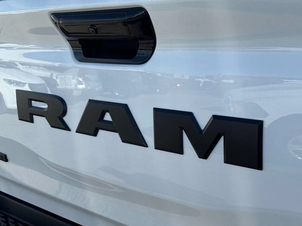 New 2026 Bright White Clear-Coat Exterior Paint RAM Big Horn/Lone Star image 6