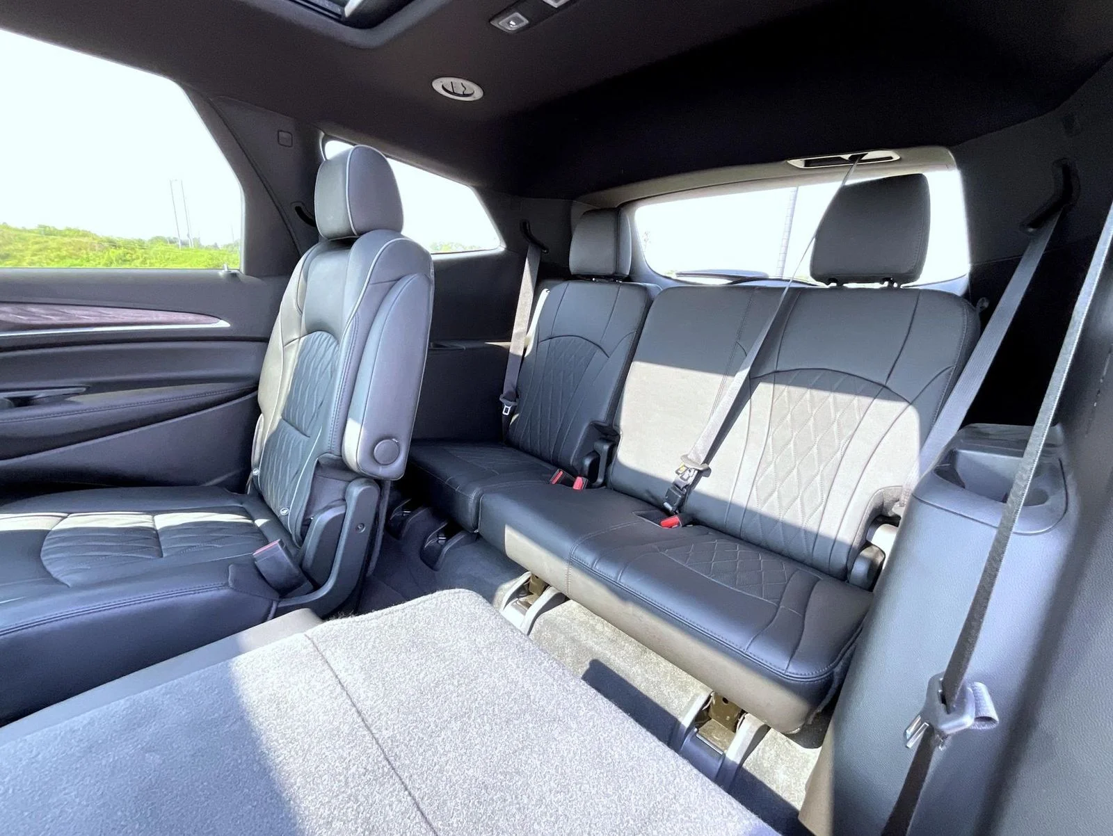 Used 2023 Black Buick Avenir image 20