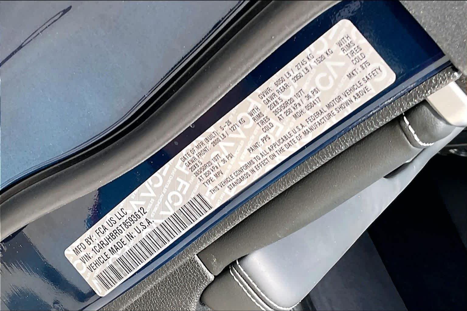 New 2026 Fathom Blue Pearl-Coat Exterior Paint Jeep Limited Reserve image 20