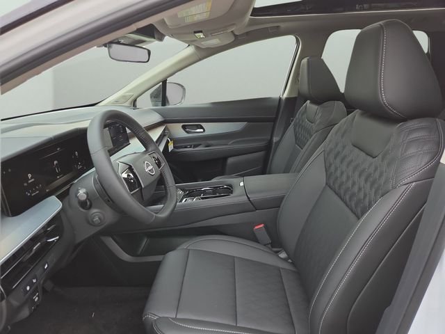 New 2026 Everest White Pearl TriCoat / Super Black Two-tone Nissan Platinum image 21
