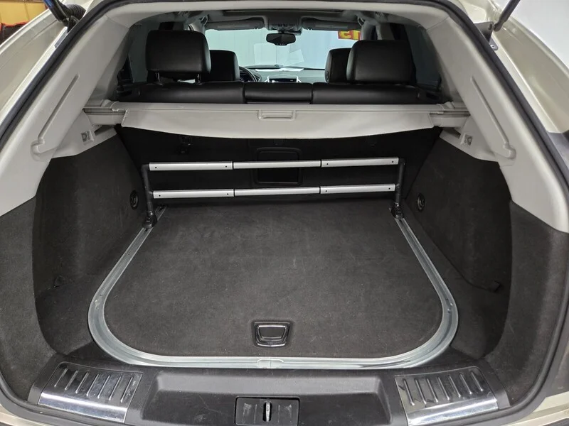 Used 2015 Silver Coast Metallic Cadillac Premium Collection image 9