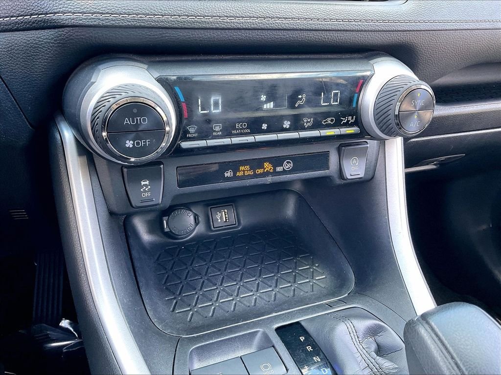 Used 2024 Ice Toyota XLE image 24