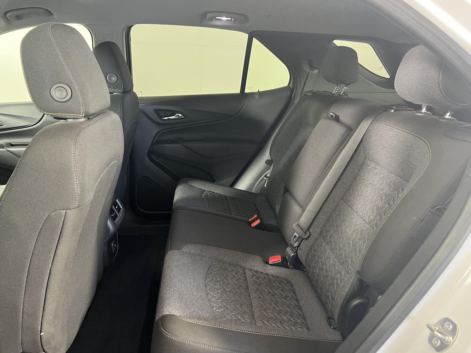 Used 2024 Summit White Chevrolet LT image 18