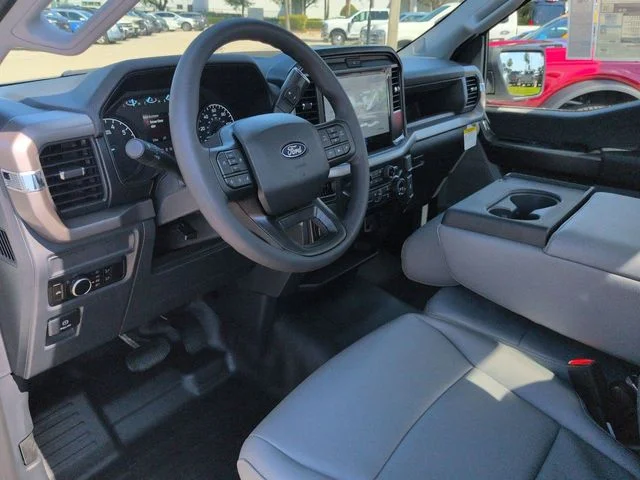 New 2026 Oxford White Ford XL image 15