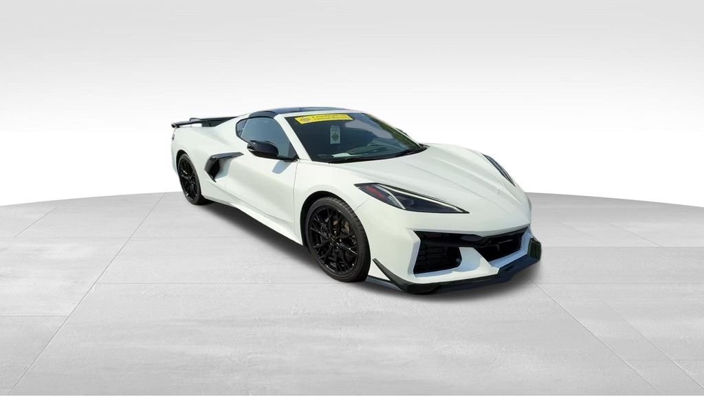 Used 2025 Arctic White Chevrolet Stingray image 8
