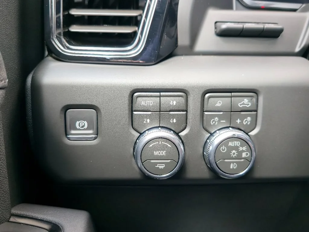 2026 GMC Sierra 2500HD AT4 - Photo 19