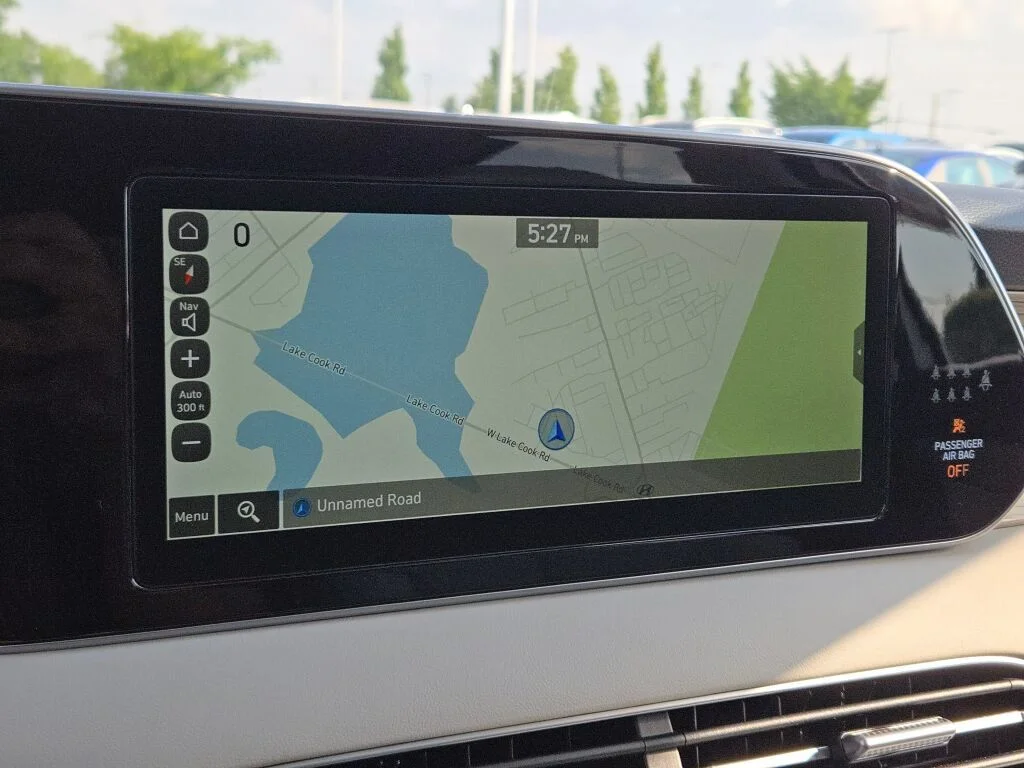 Used 2022 White Hyundai SEL image 26
