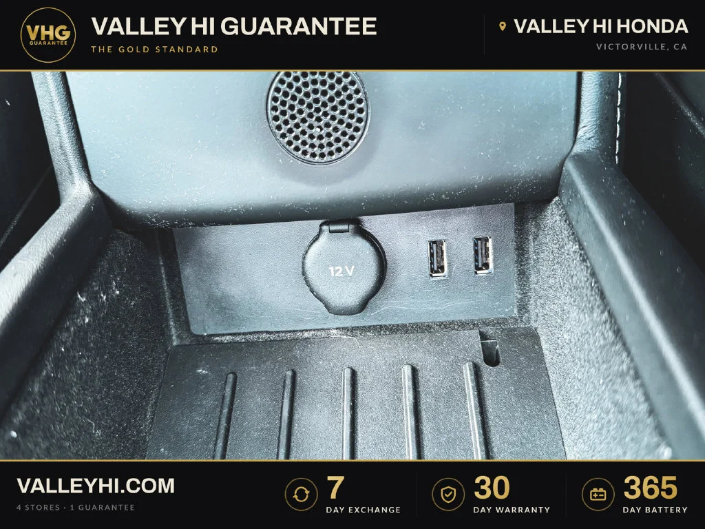 Used 2018  Tesla  image 29