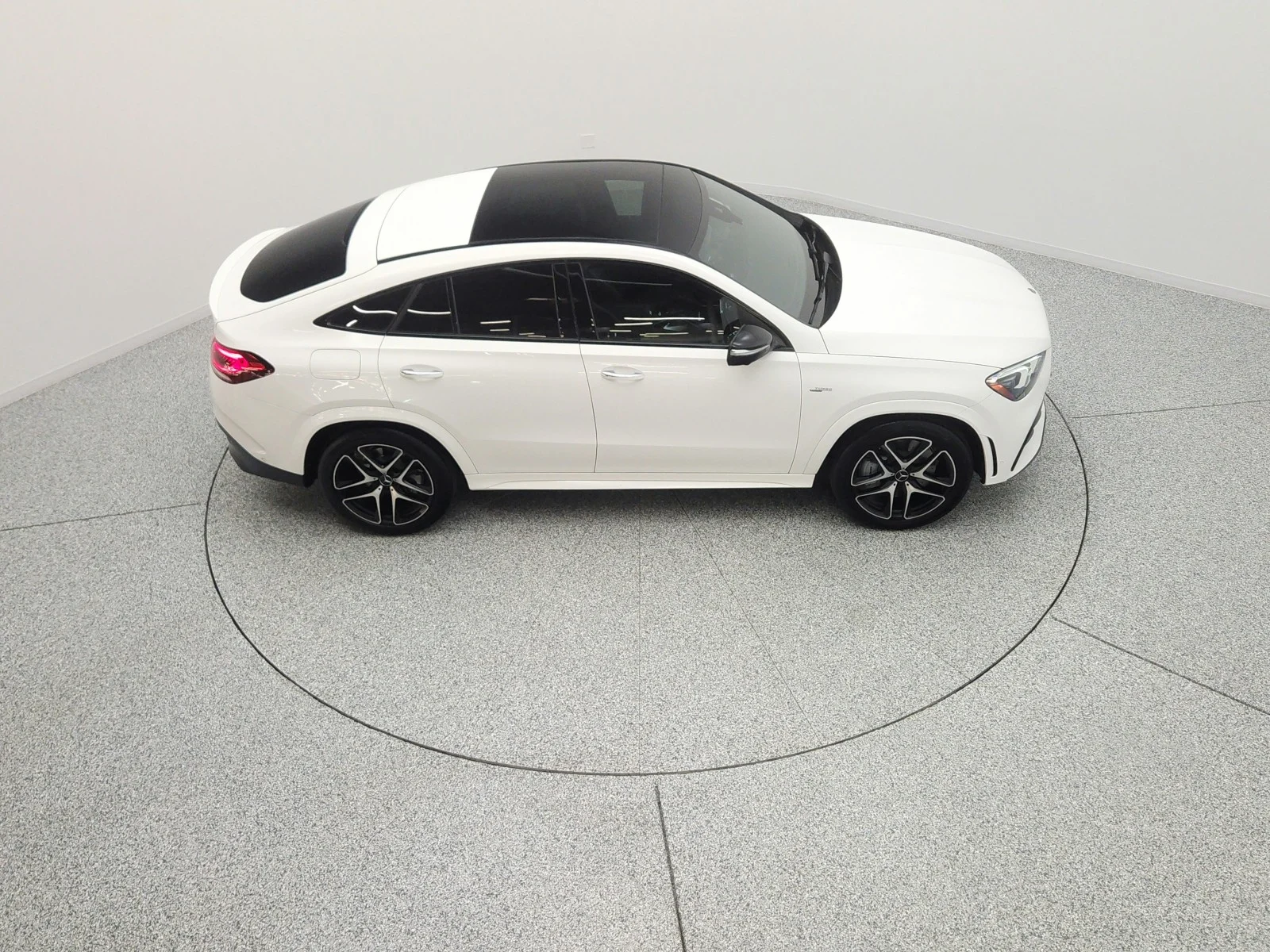 Used 2021 Polar White Mercedes-Benz AMG® GLE 53 4MATIC Coupe image 12